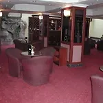 فندق أشور