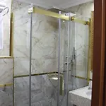 أشور فندق 3*