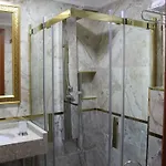 أشور فندق