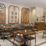 فندق أشور